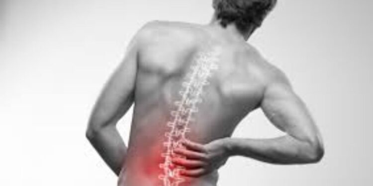 pinched-nerve-in-lower-back-causes-symptoms-treatment