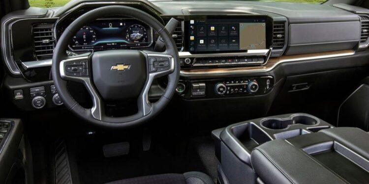 Exploring the Luxurious 2023 Chevy Silverado Interior - Its Released