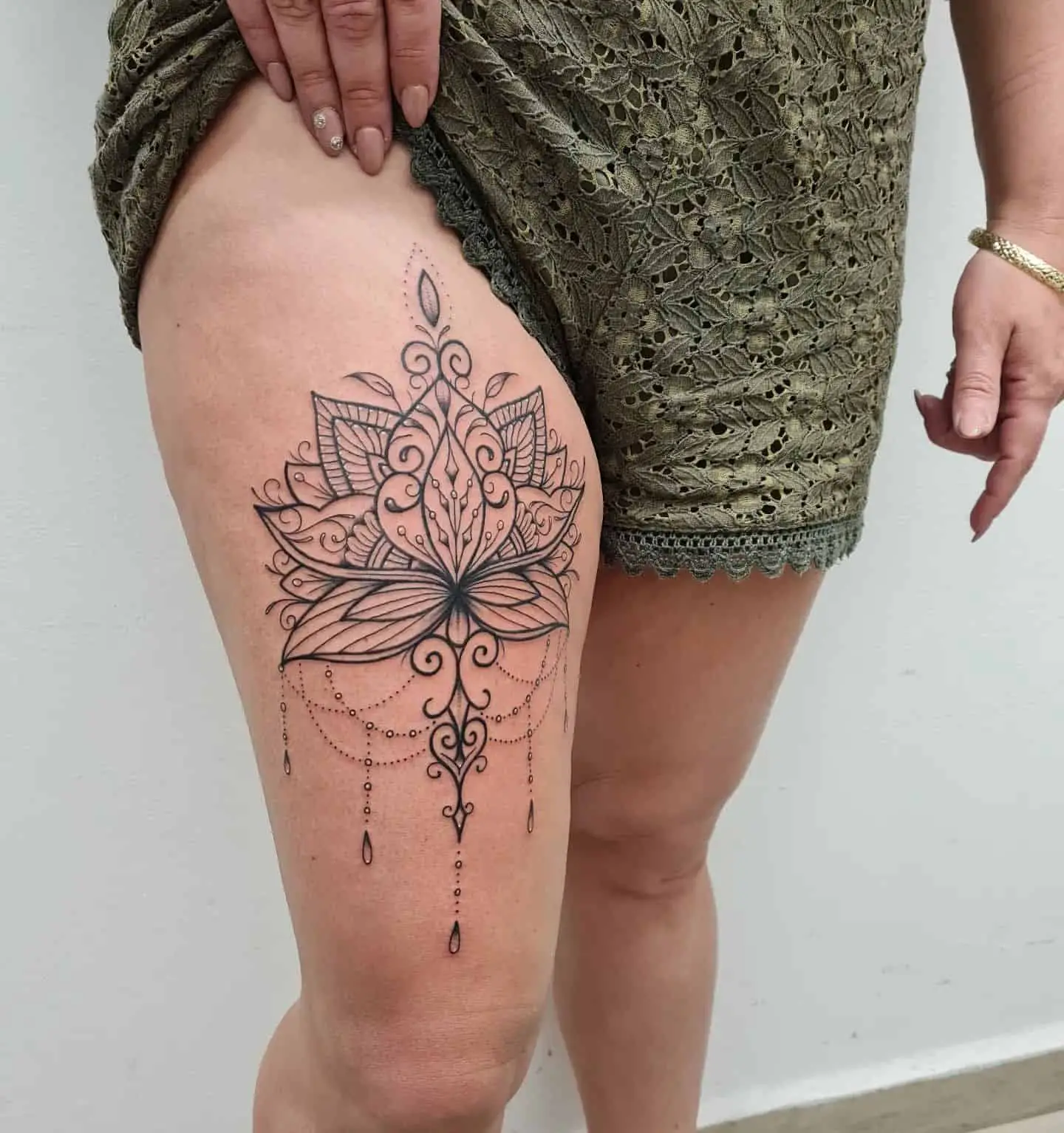 Hip Tattoos That Will Make You Want To Get One Right Now!