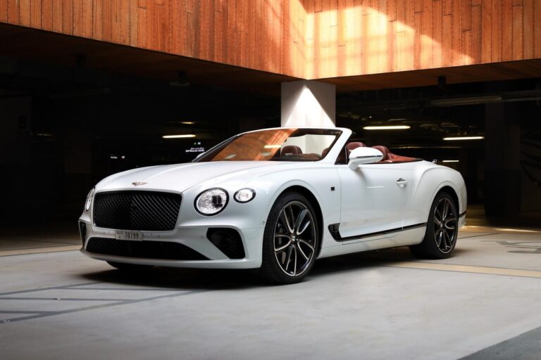 Rent a Sports Car in Dubai