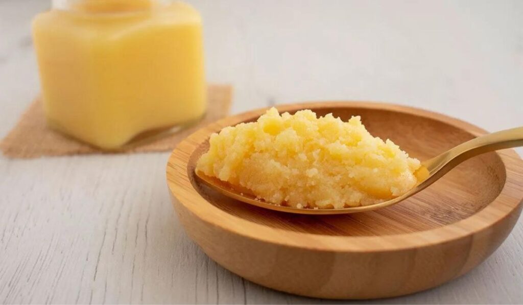 Gleaming Gallons: Crafting Bulk Ghee with Care