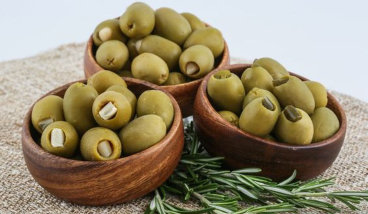 From Tree to Table: The Journey of Green Olives