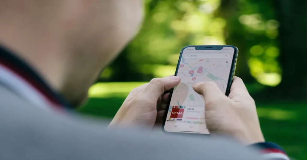 How To Pause Location on Find My iPhone